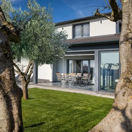 Jasminka Villa Kaštelir